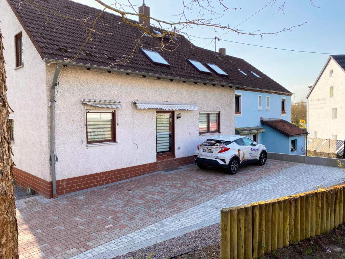Apartments Rhona III Und IV Neunkirchen City מראה חיצוני תמונה
